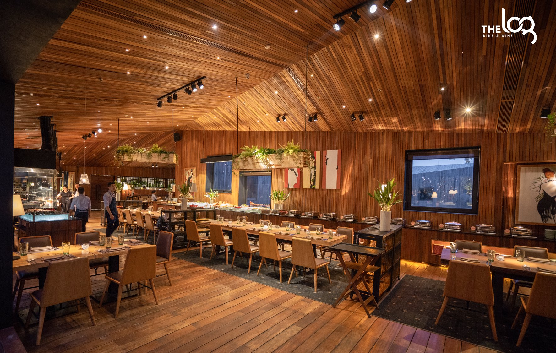 Nhà hàng quận 1 sang chảnh The Log