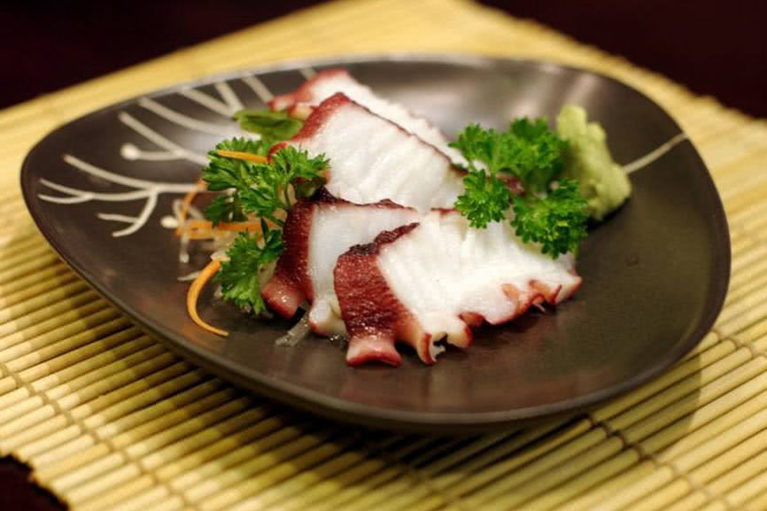 BBQ House - Thế giới sushi ngon và đầy chất lượng