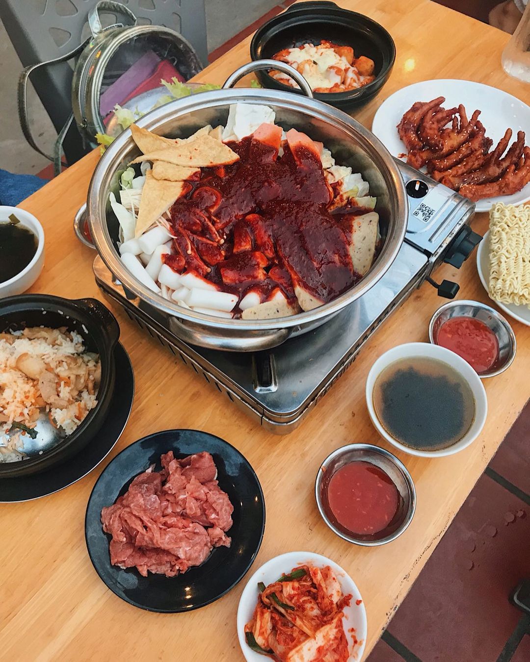 Giải cứu chiếc bụng đói với Top quán lẩu Cần Thơ 2