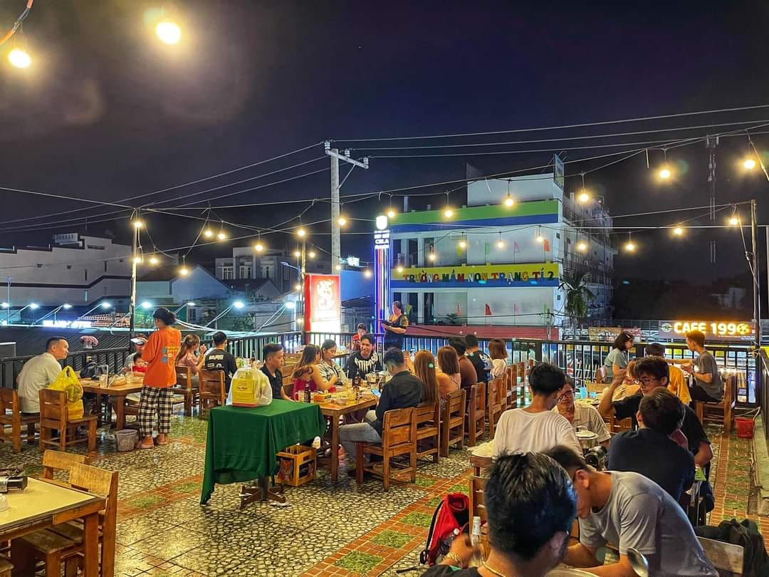 Giải cứu chiếc bụng đói với Top quán lẩu Cần Thơ 5