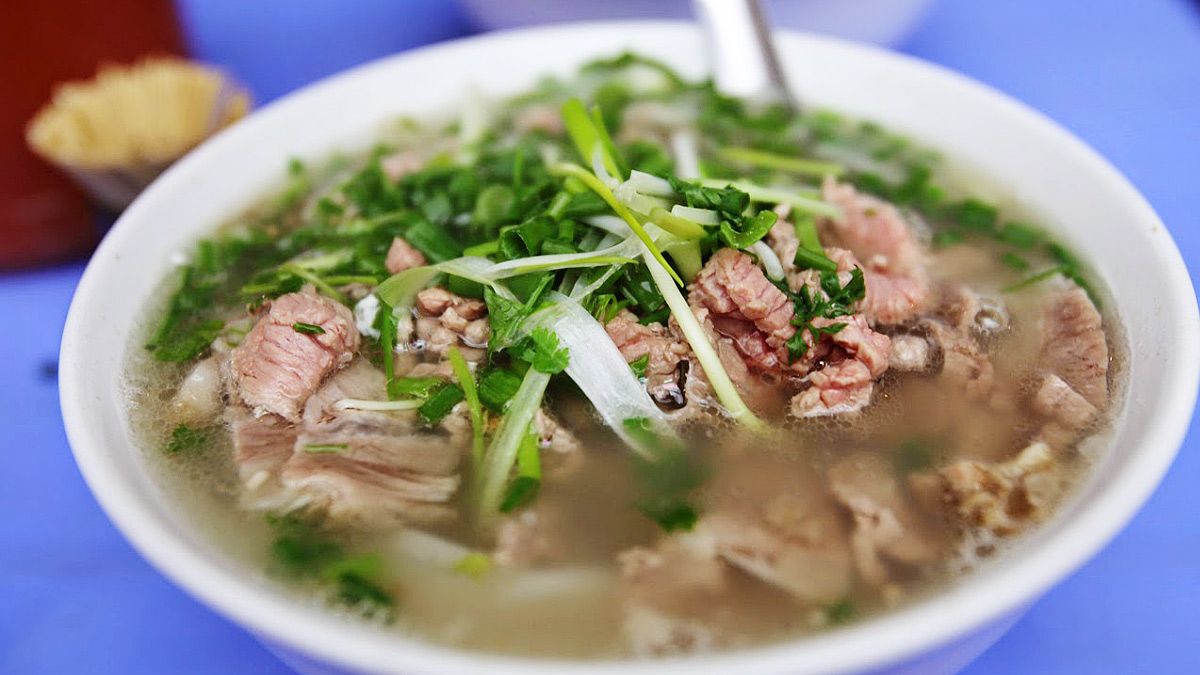 Phở Bát Đàn - Phở gia truyền 100 năm tuổi tại Hà Nội 6