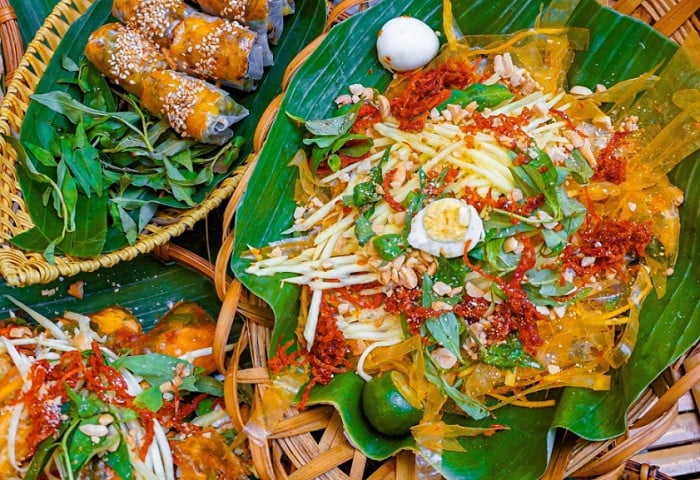 Bánh tráng trộn Đà Nẵng