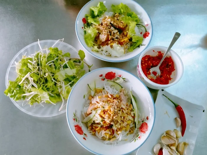 bún mắm nêm Đà Nẵng