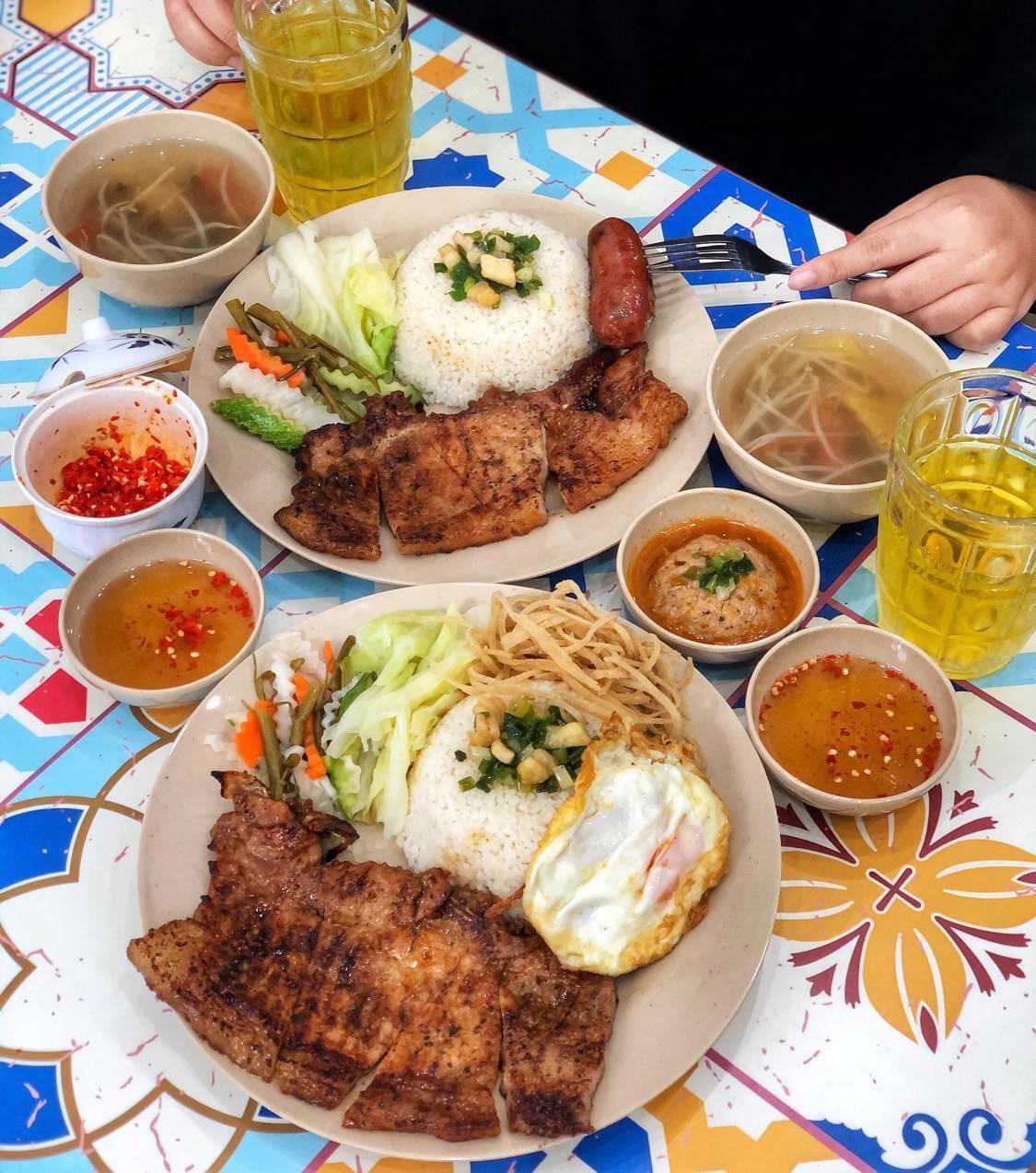 Cơm Tấm Viễn Đông đậm hương vị Sài thành