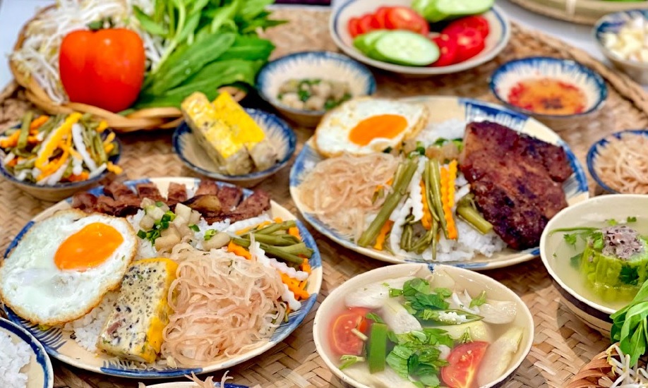 Bếp Cơm Tấm mang đến cho các tín đồ ẩm thực vị ngon chuẩn món ăn Sài Gòn