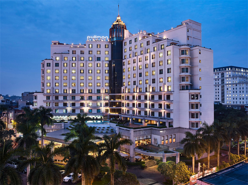 Nhà hàng La Cheminée/Pullman Hanoi Hotel - Thiên đường Buffet với hơn 100 món ngon quốc tế