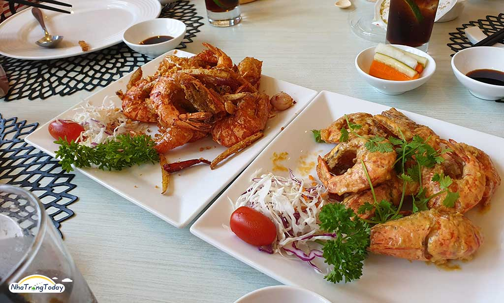 bữa ăn hải sản thịnh soạn và cao cấp nhà hàng nha trang