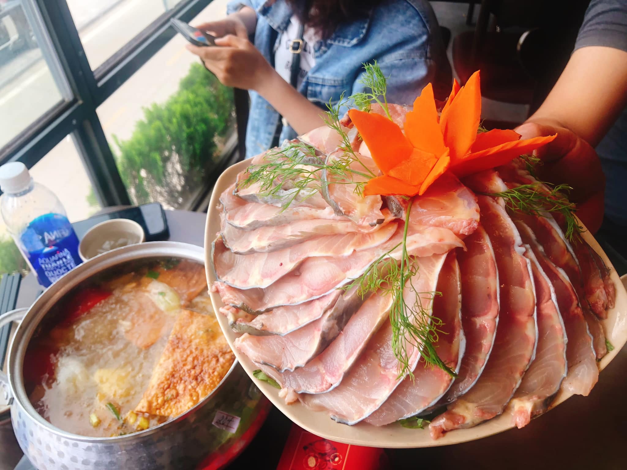 Lẩu cá tầm Hotpot Center Sa Pa