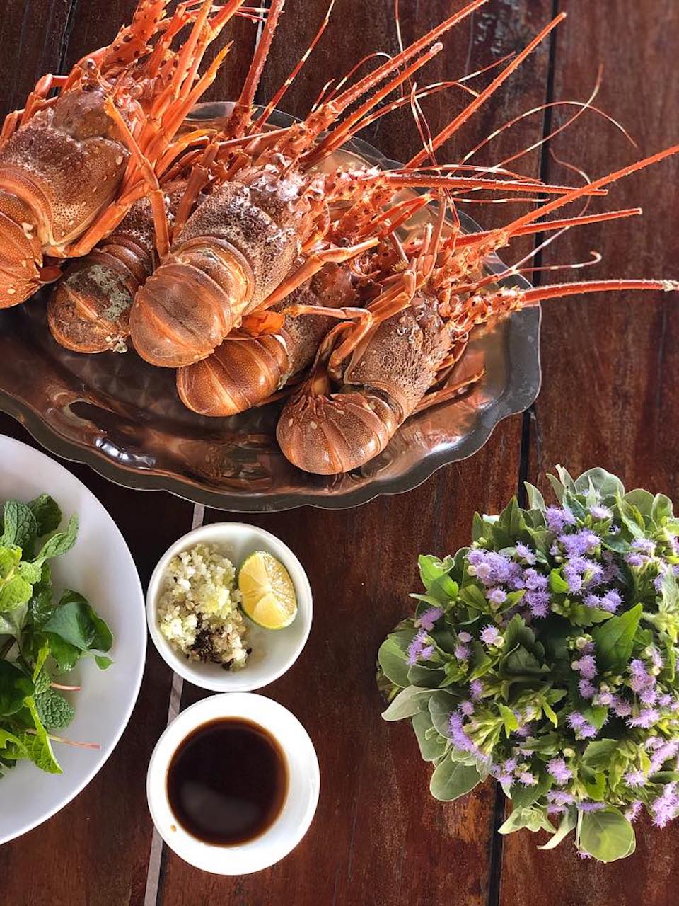 Lưu ngay những địa điểm ăn hải sản Quảng Bình thơm ngon, hấp dẫn 14