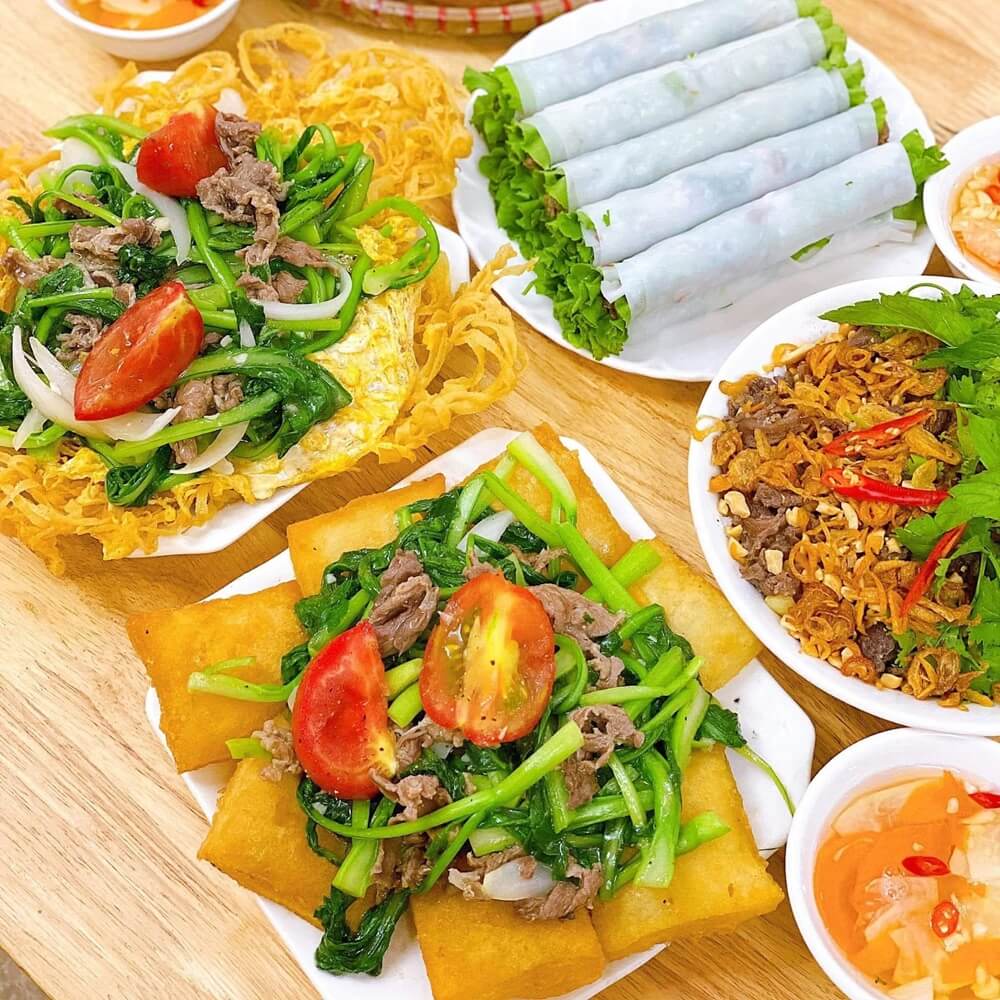 Phở chiên phồng Nguyễn Gia - quán ăn ngon Hải Phòng nổi tiếng