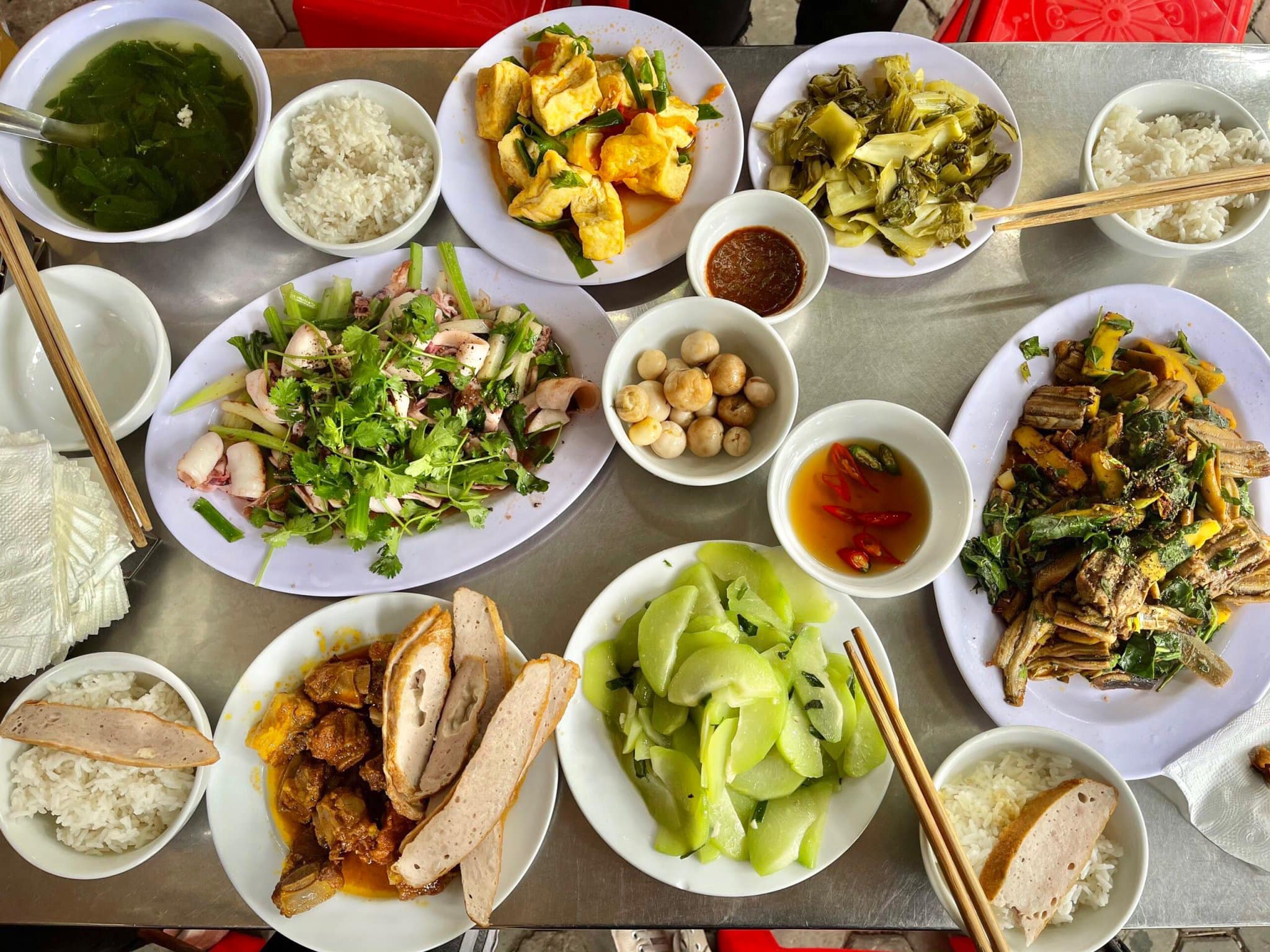 Quán ăn ngon ở Cửa Hội