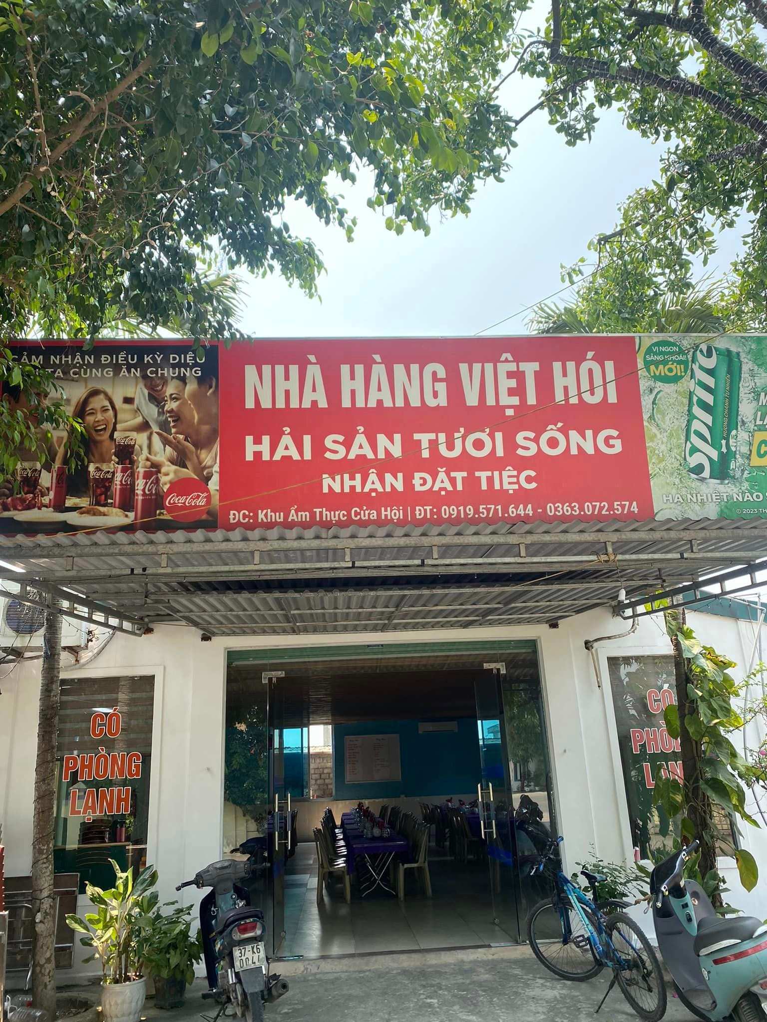 Nhà hàng Việt Hói