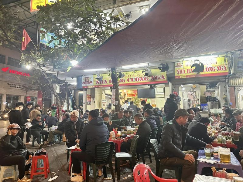 Top 8 quán bia hơi Hà Nội lý tưởng để lai rai cùng hội bạn 6