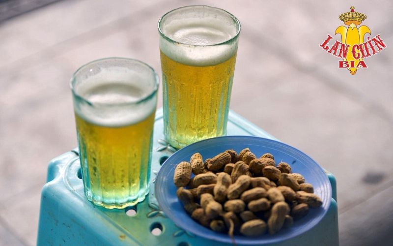 Top 8 quán bia hơi Hà Nội lý tưởng để lai rai cùng hội bạn 7