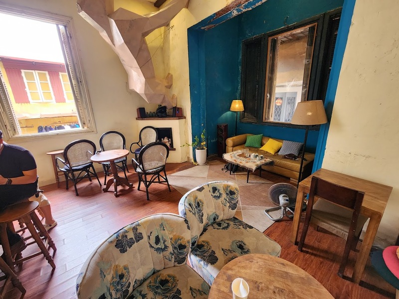 Top 10 quán cafe đẹp ở Hà Nội có không gian xinh chất ngất 10