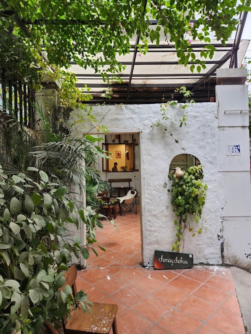 Top 10 quán cafe đẹp ở Hà Nội có không gian xinh chất ngất 13