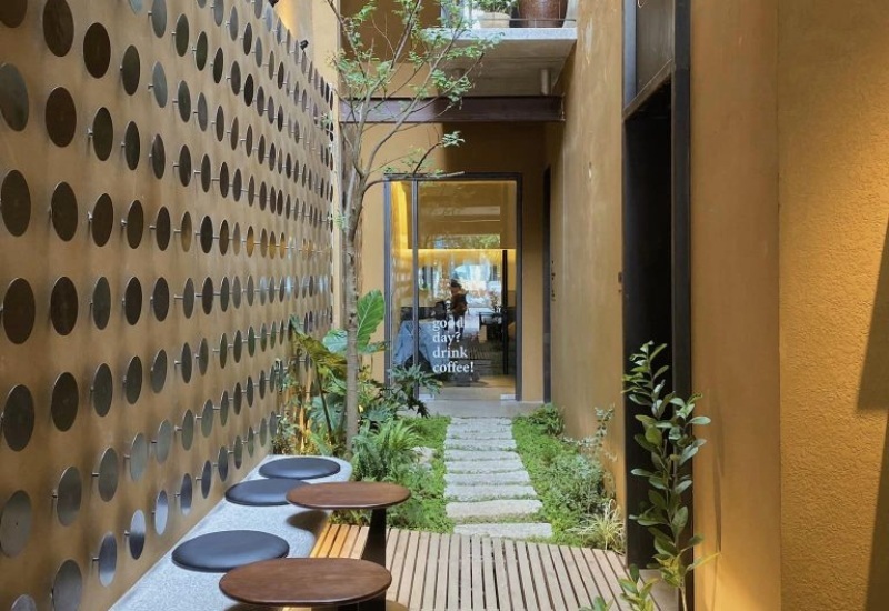 Top 10 quán cafe đẹp ở Hà Nội có không gian xinh chất ngất 15