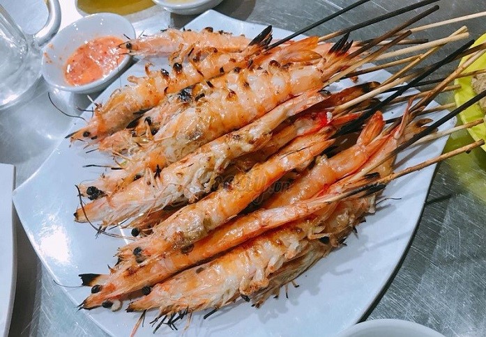 Hải sản Tám Mẹo là quán ăn vỉa hè có mức giá rẻ (Ảnh: Foody.vn)