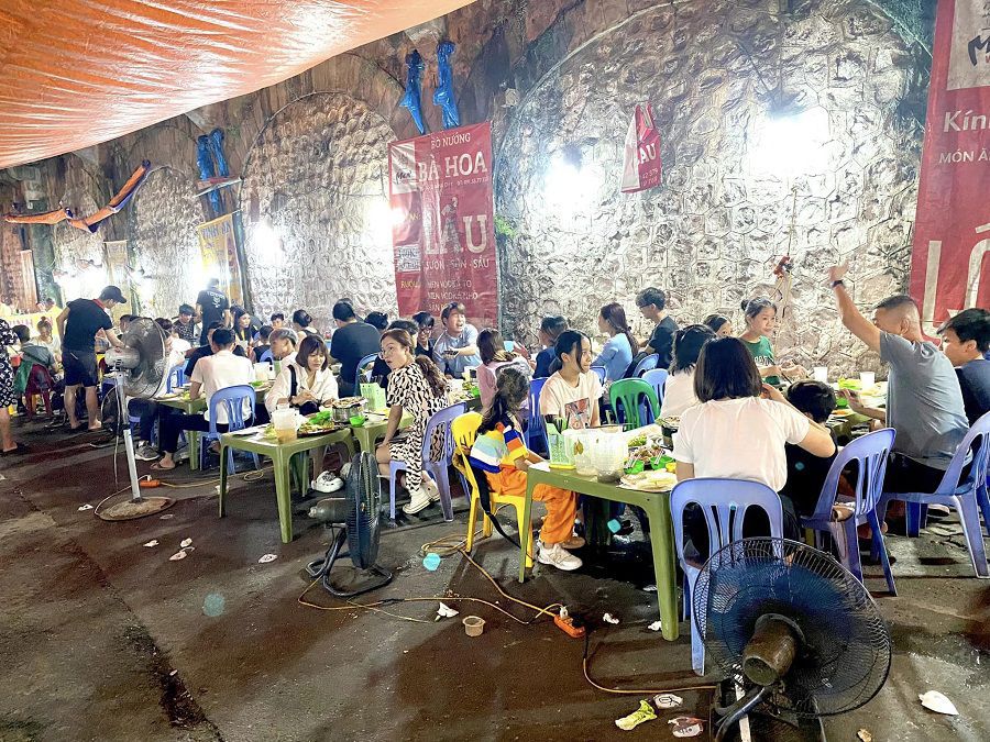 Quán nhậu vỉa hè Hà Nội