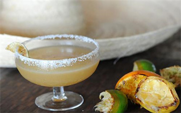 Cocktail Margarita hoa quả nướng