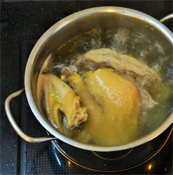 Biến tấu thịt heo kho trứng chiên hấp dẫn cho ngày Tết
