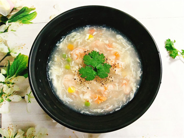 Cách nấu súp tôm ngọt thơm, bổ dưỡng ăn hoài không chán
