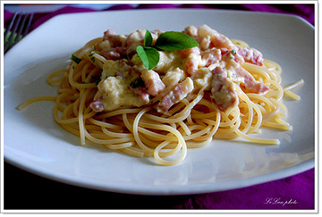 Spaghetti thịt xông khói - món ngon nước Ý