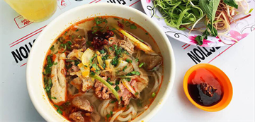 TOP 8 quán bún bò Tân Phú ngon, chuẩn vị Huế nên thử một lần