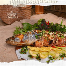 Ấn tượng với hương vị ẩm thực “ngon quên lối về” trong không gian tuyệt đẹp đậm chất văn hóa ẩm thực Sài Gòn tại Nhà hàng Hẻm Quán, ngay giữa lòng Hà Nội.