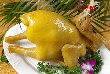 Mẹo chặt thịt gà đẹp không bị nát cho bữa cơm Tết đặc sắc