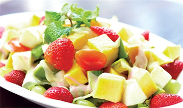 Cách làm món salad trái cây hấp dẫn bé yêu